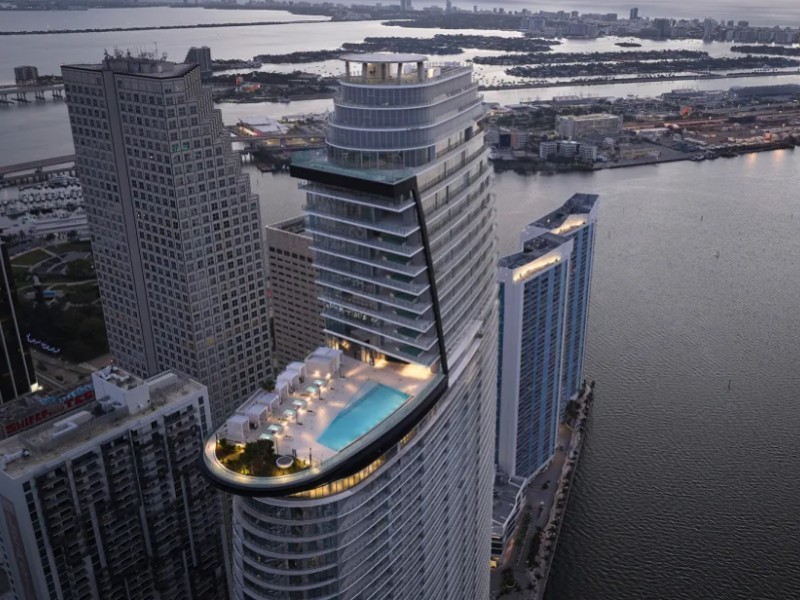 300 Biscayne Blvd Way - Florida - Miami - 33131